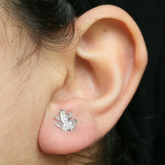 925Sterling Silver Frog with Cubic Zirconia Stones - Picture 3 of 7